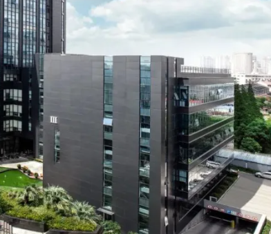 上海丝思网络小程序开发与传统网站建设方案对比分析