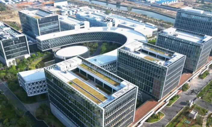 上海网站建设行业技术趋势：响应式设计与多端适配方案解析
